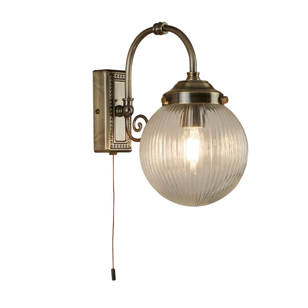 Searchlight Belvue 1Lt Bathroom Ip44 Wall Light, Clear Globe Shade, Antique Brass 3259Ab