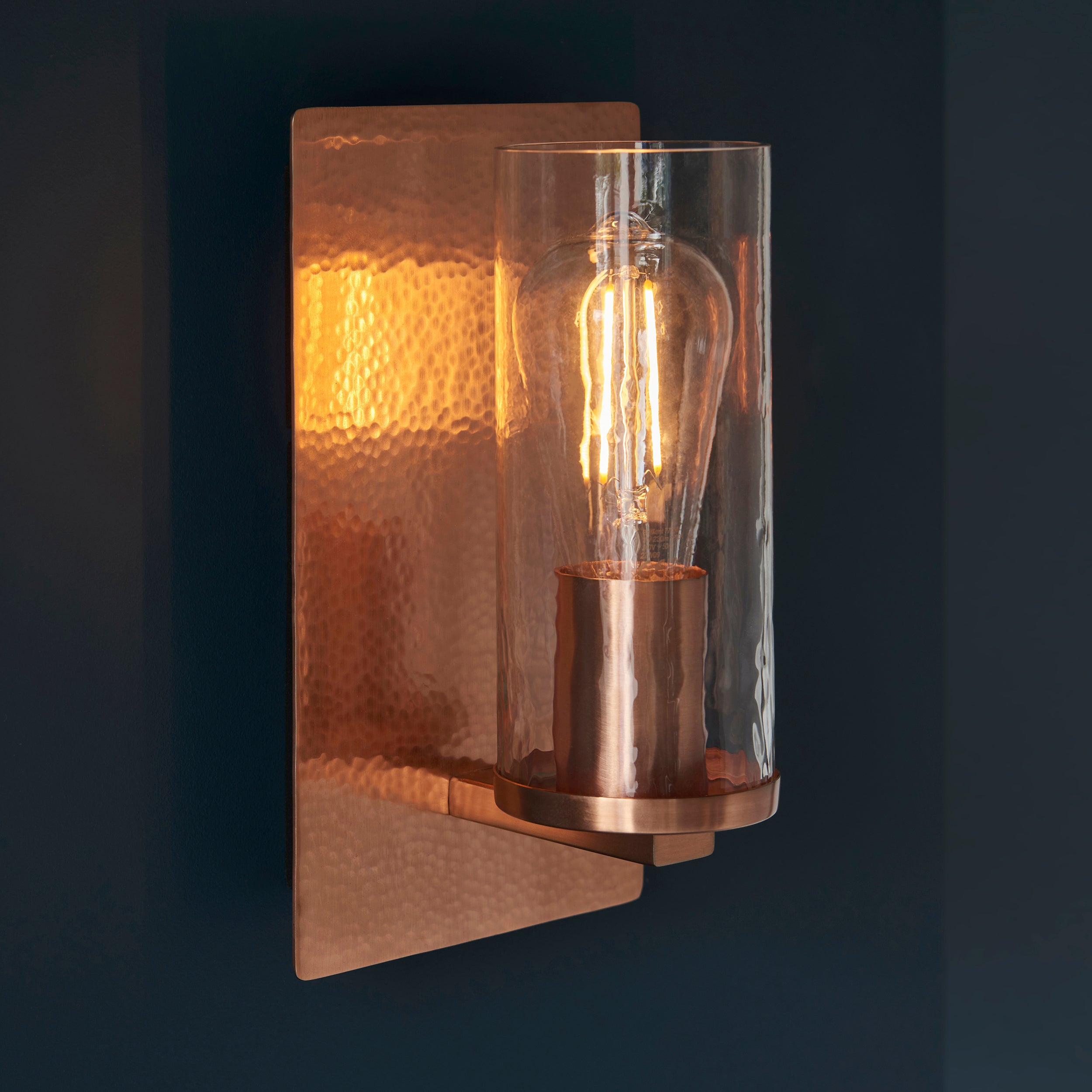 Lightologist Hammered copper plate & textured clear glass Metal Wall Light